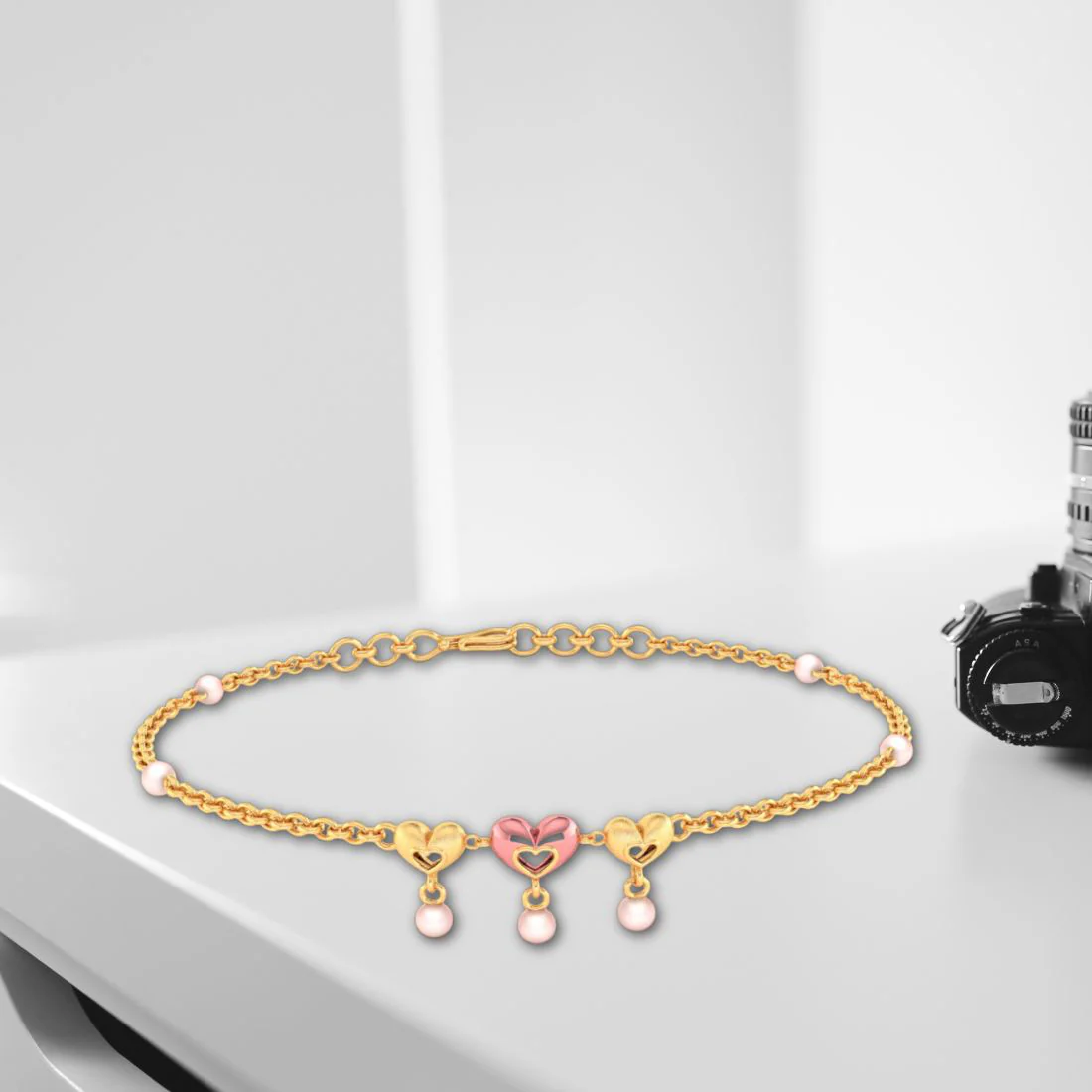 14k Gold Triple Dangling Hearts Bracelet - Image 7
