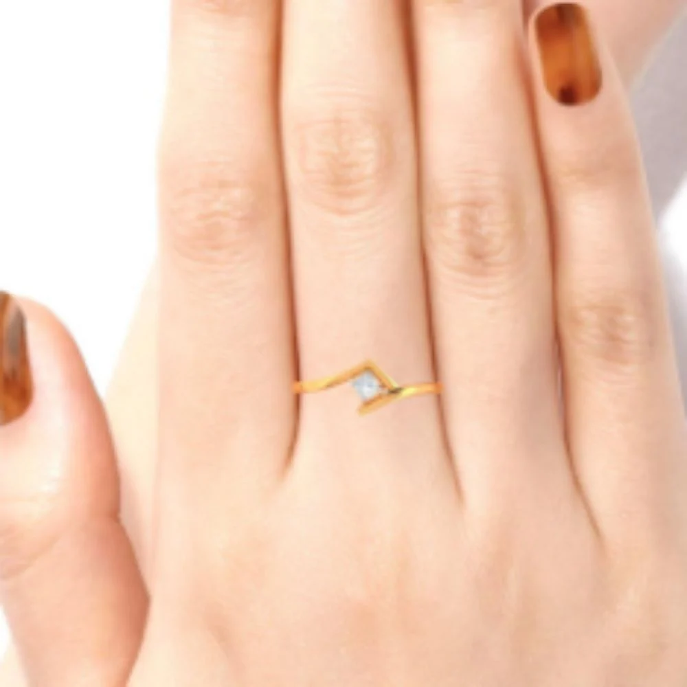 14k Gorgeous Looking Gold And American Diamond Earrings - Image 5