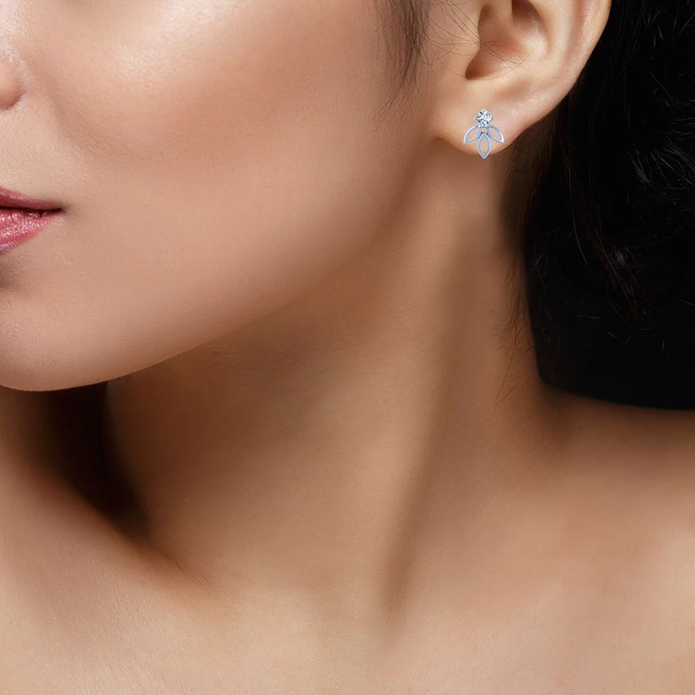18k (750) White Gold And Diamond Stud Earrings For Women - Image 3