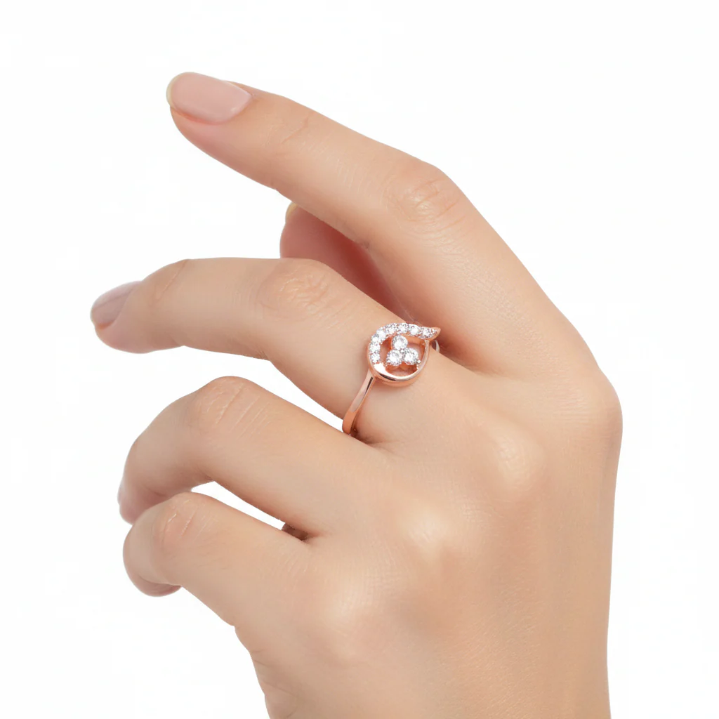 18KT (750) Rose Gold And Diamond Ring For Women - Image 2