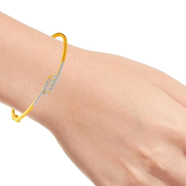 18KT (750) Yellow Gold And Diamond Bangle For Women - Image 3