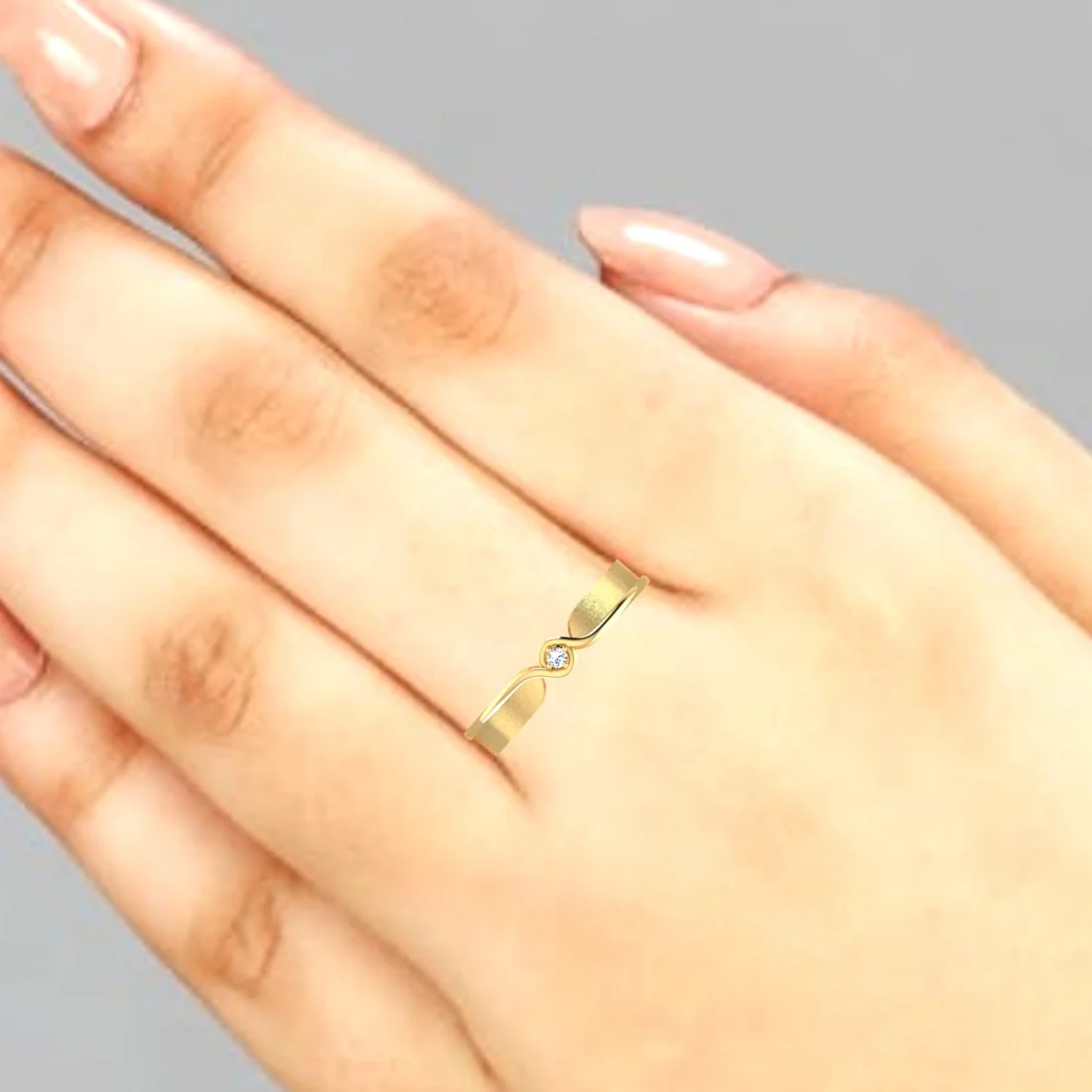 18KT Luxe Gold & Diamond Lightweight Elegant Band Ring for Women - Image 5