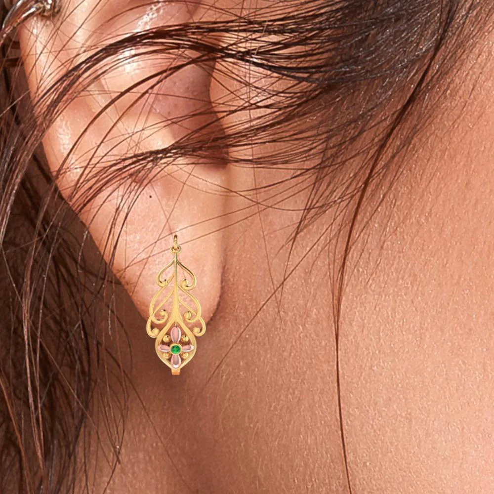 22k Exquisite Earrings Featuring A Unique Pattern And A Yellow Gold Floral Motif - Image 5