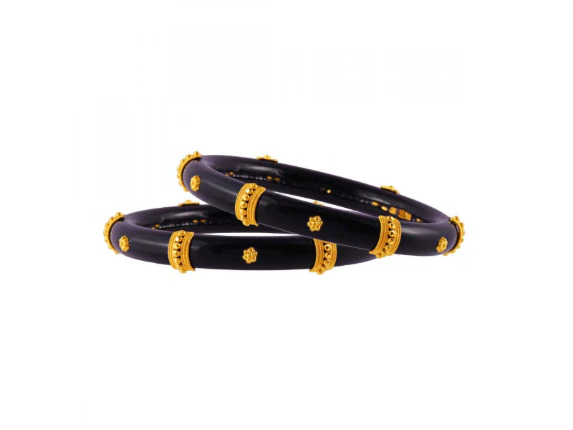 22k Gold Black Pola Embellished With Delicate Details