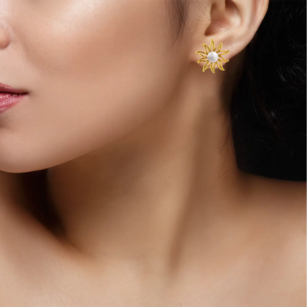 22k Gold Earrings With A Pearl In The Shape Of A Sun - Image 6