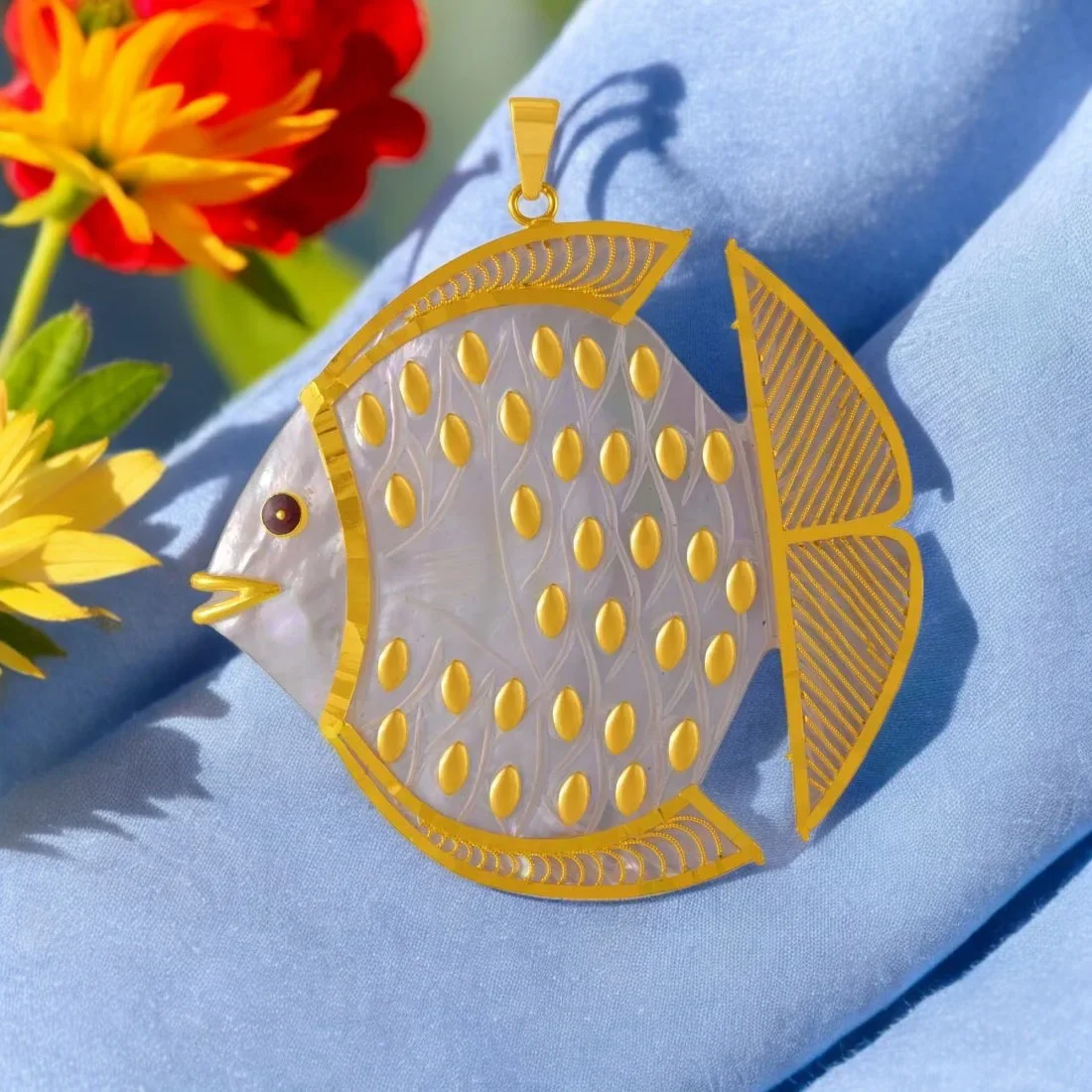 22K Gold Pendant Pomfret Fish Design