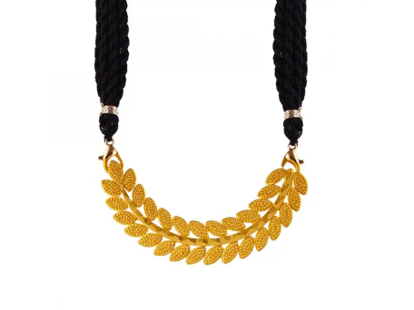 22k Symmetrical Leaf Pendant - Image 2