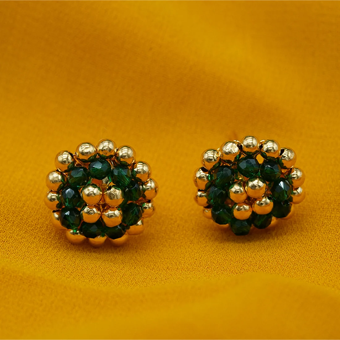 22KT (916) Yellow Gold Green Bead Thushi Stud Earrings