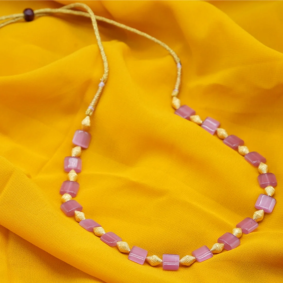 22KT (916) Yellow Gold Lavender Square Bead Thusi Necklace