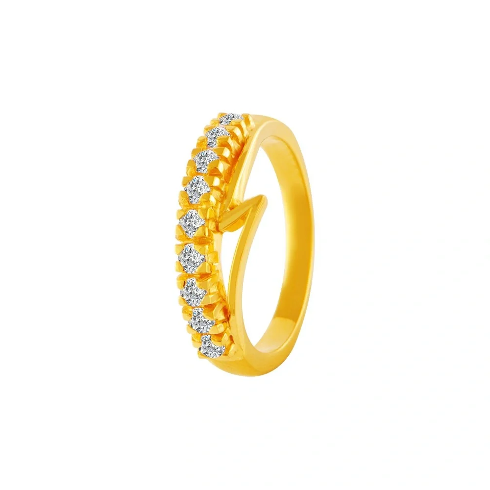22KT Yellow Gold And American Diamond Ring For Women
