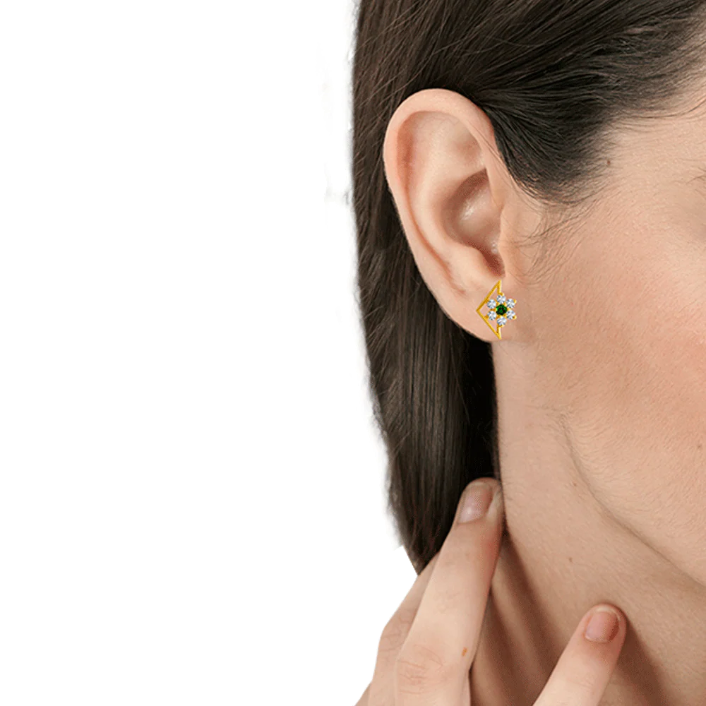 22KT Yellow Gold And American Diamond Stud Earrings For Women - Image 3