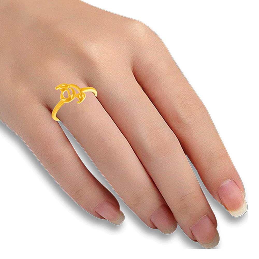 22KT Yellow Gold Ring For Women - Image 4