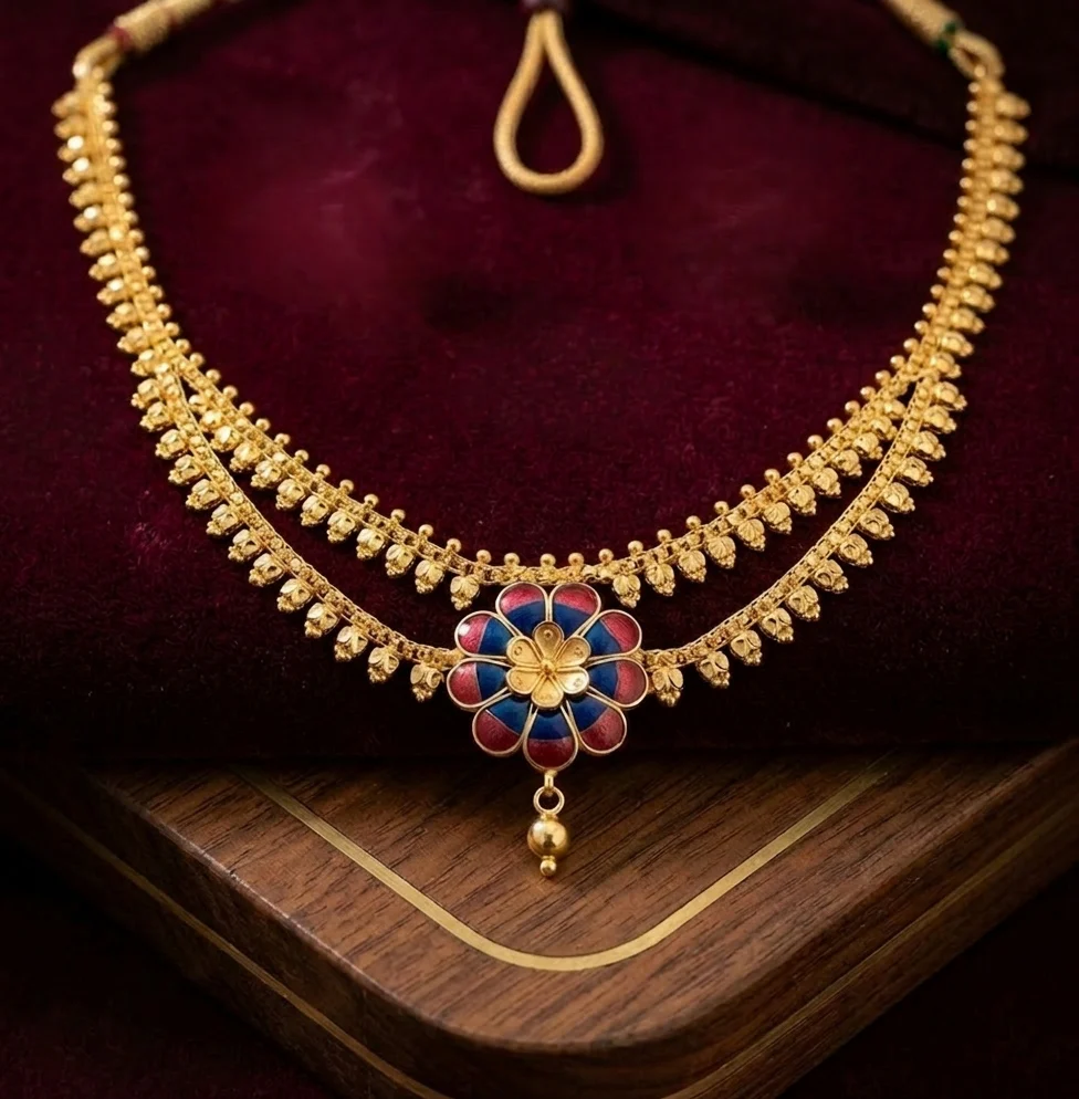 22KT Zivara Gold Center Flower Motif Enamel Traditional Necklace for Women - Image 2