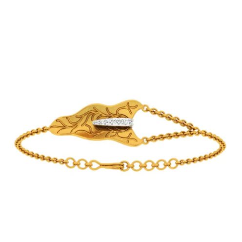 Alluring Abstract Gold Bracelet - Image 4