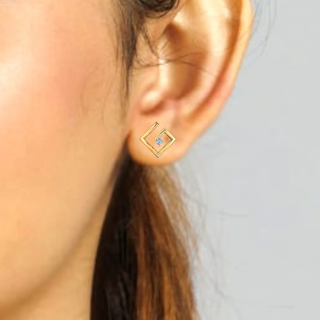 Aurevo Square 14KT (585) Yellow Gold and Certified Natural Diamond Stud Earrings - Image 5