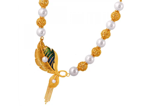 Exclusive Chic 22k Gold Necklace And Earring Jewellery Set With Pearls - Image 4