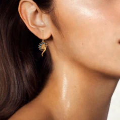 Mesmerizing Green Stone Studded Gold Jhumka Earring - Image 7
